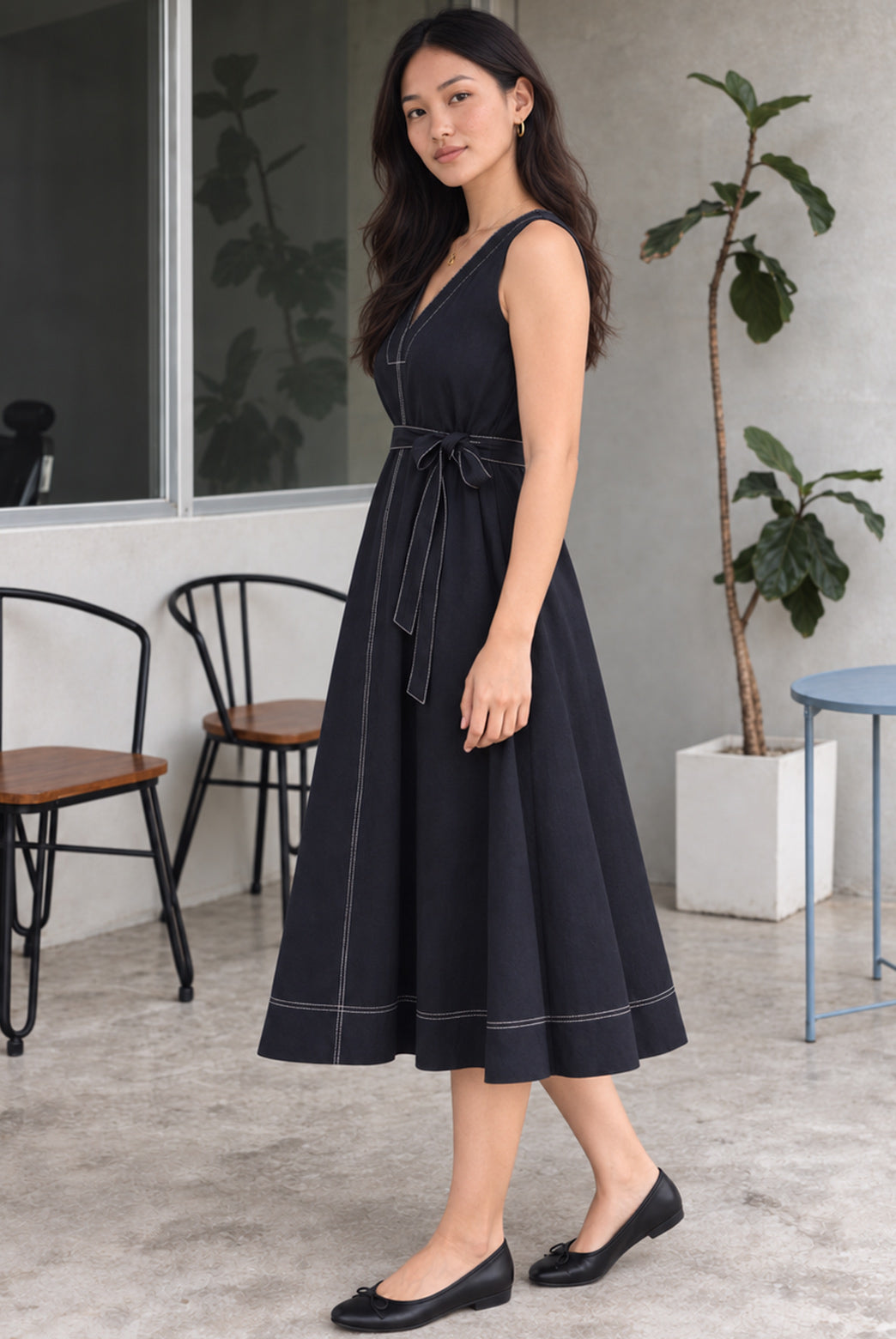 Monochrome Contrast Stitch Midi Dress
